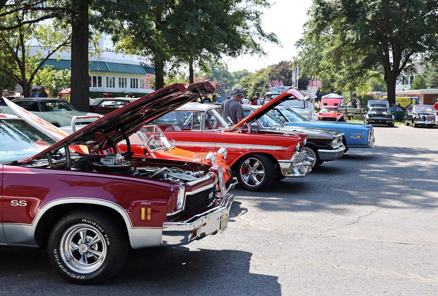 The Classic Car Show & Oldies Day Monmouth Park